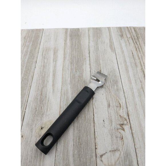 Stainless Steel Citrus Zester With Black Non-Slip Handle 6" - Picture 4 of 8